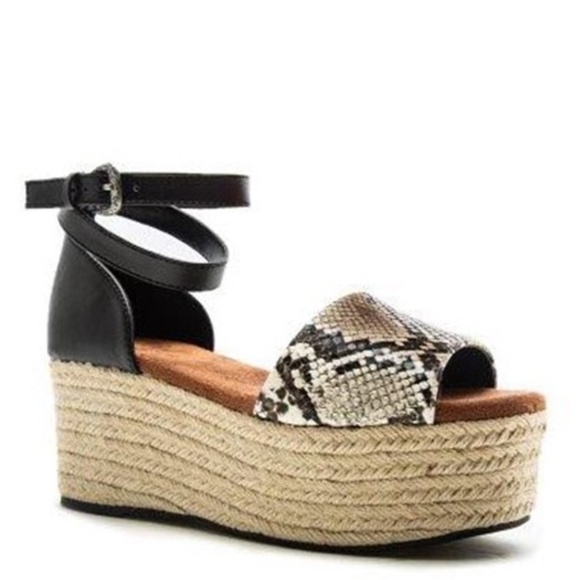 SUSANNA Snake Skin Print Ankle Wedge - Picture 6 of 7